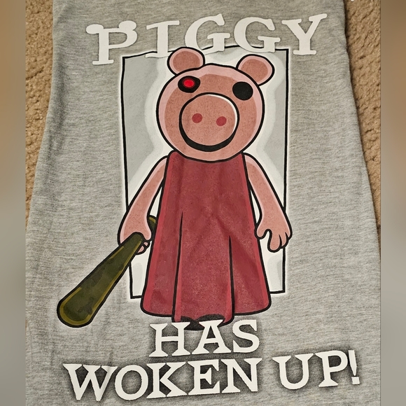 Roblox Piggy Tshirt - Picture 1 of 2